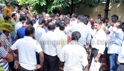 RTO protest 1
